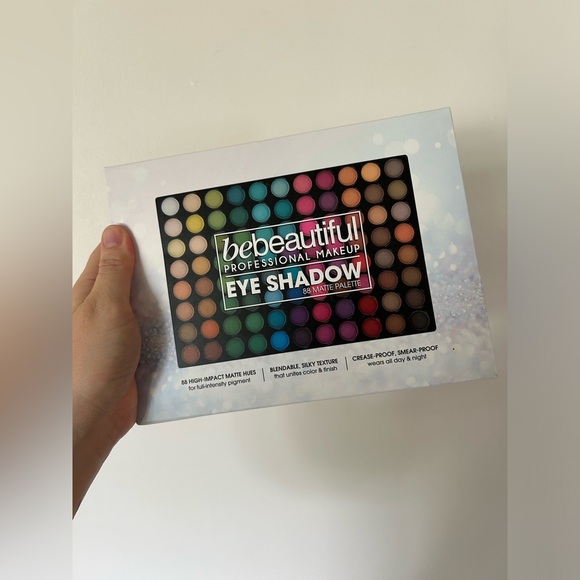 Bebeautiful Eyeshadow 88 Shades Palette, Matte - Picture 1 of 4